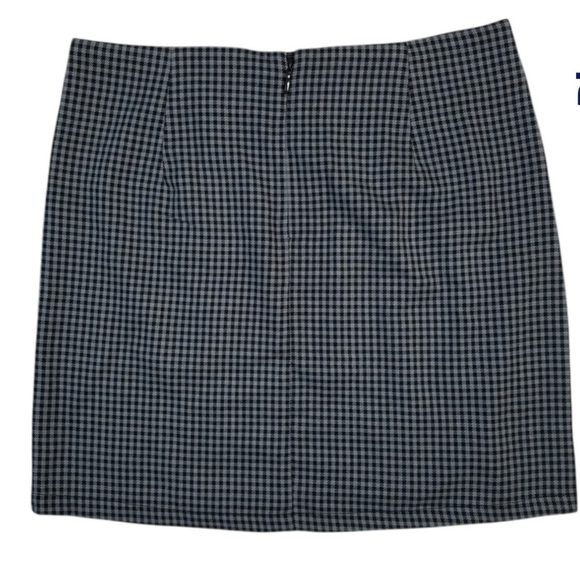 Aeropostale Plaid Notched-Hem Mini Skirt - Picture 5 of 12